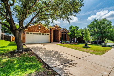 2912 Lynnbrook Dr — photo 2