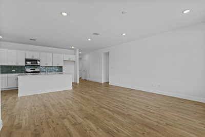 119 Union Pacific Dr — photo 5