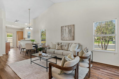 109 Prairie Springs Cv — photo 5