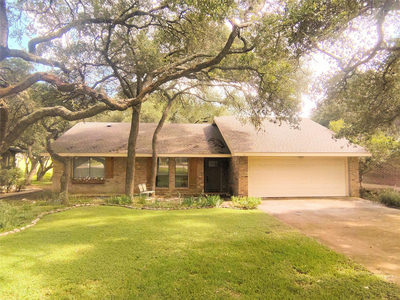 158 Augusta Dr — photo 2