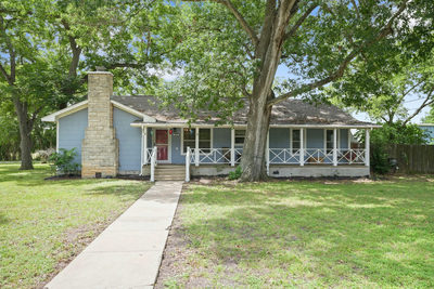 1320 W San Antonio St — photo 2