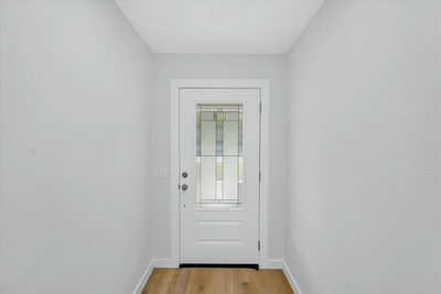6702 Roseborough Dr — photo 3