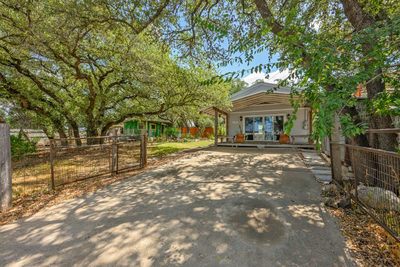 1705 Blue Cat Ln — photo 3