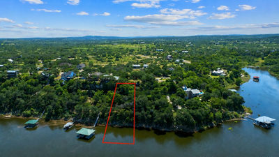 513 Nomad Dr — photo 2