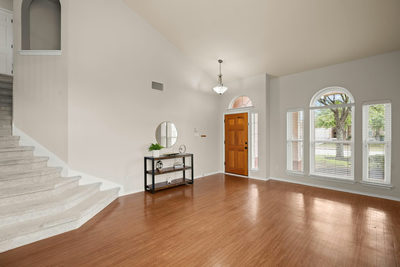 17900 Quitman Mountain Way — photo 2