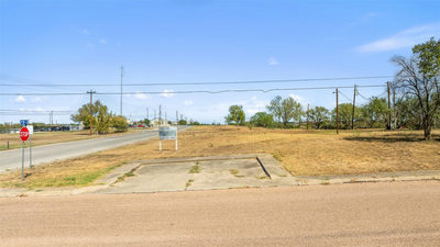 711-1 Avenue N St — photo 3