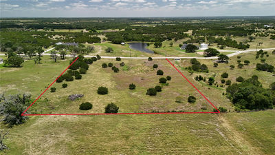Tract 12 Burnet Oaks — photo 2