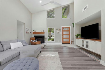 9202 Hunters Trce — photo 3