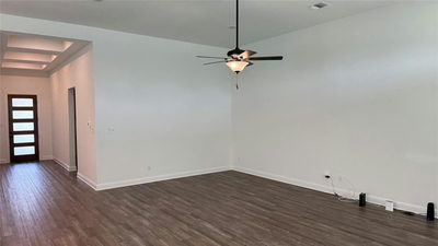 352 Olympic Park Dr — photo 2