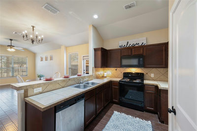 101 Creekside Villa Dr — photo 4