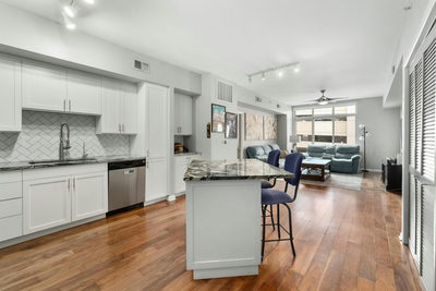 54 Rainey St #609 — photo 5