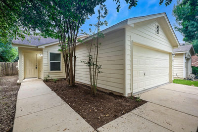 6733 Doyal Dr — photo 3