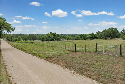 000 Oil Field Rd — photo 2