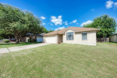 104 Edison Dr — photo 2