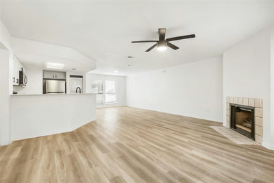 923 E 41st St #105 — photo 2
