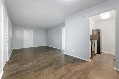 406 E 30 St ##106 — photo 5