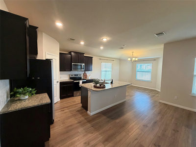 1329 Spicewood Dr — photo 3