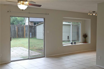 1008 Longmeadow Dr — photo 4