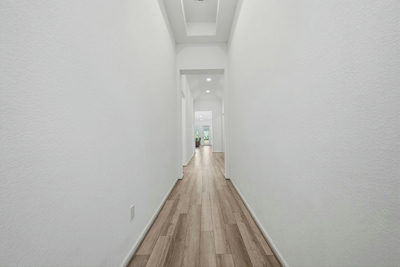 304 Barton Oak Trl — photo 3