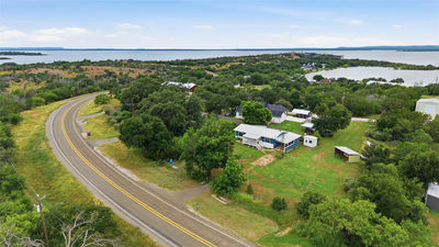 6212 Fm 690 — photo 2
