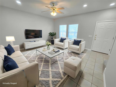 7509 Lazy Creek Dr — photo 2