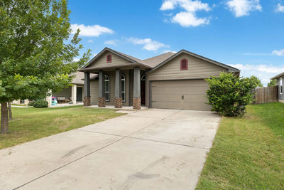 110 DENTON Dr — photo 2