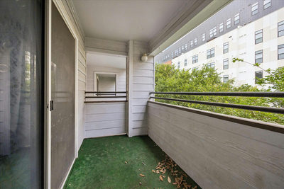501 W 26th St #306 — photo 4