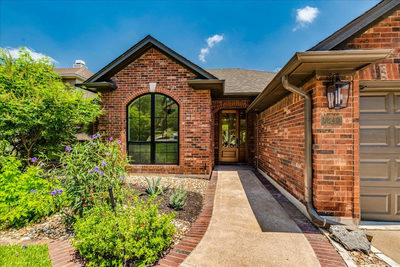 5840 Back Bay Ln — photo 2