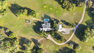 3870B Creek Rd — photo 2