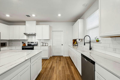 12720 Oxford Vineyard Ln — photo 5