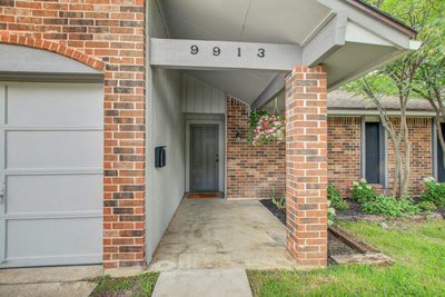 9913 Oak Hollow Dr — photo 4