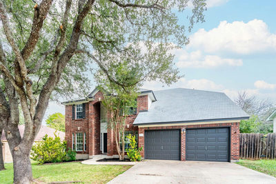 1702 Hillcrest Dr — photo 2