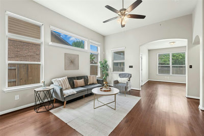 2704 Santa Ana Ln — photo 2
