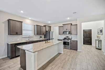 309 Greenway Dr — photo 5