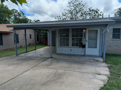 8507 Contour Dr — photo 2