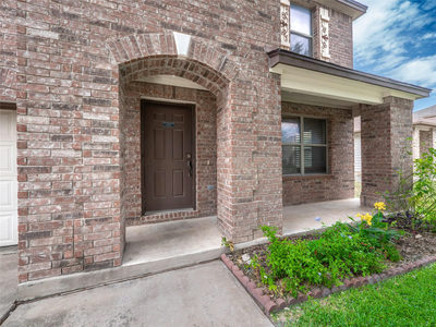 4912 Woodstock Dr — photo 2