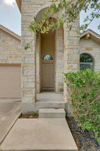 4504 Halliday Ave — photo 3