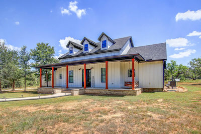 142 Anderson Dr — photo 2