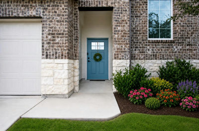 513 Emerald Cv — photo 2