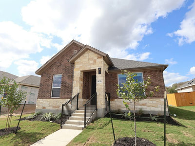 609 Clarissa St — photo 2