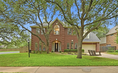 4030 Shavano Dr — photo 2