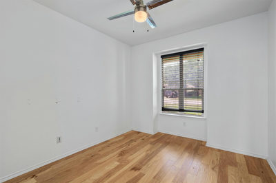 607 Yosemite Trl — photo 3