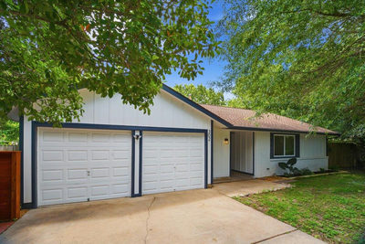 302 Shadow Bend Cv — photo 2