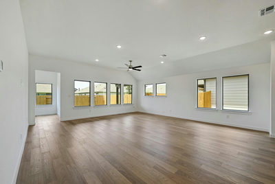 204 Melrose St — photo 4