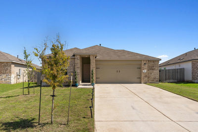 185 Silver Springs Bnd — photo 4