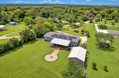 213 River Front Dr — photo 3