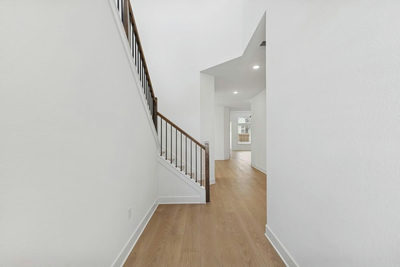1424 Hartley Dr — photo 2