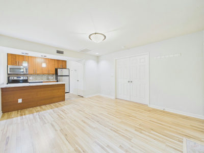 7685 Northcross Dr #921 — photo 3