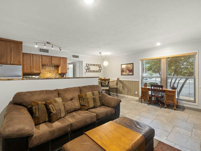 505 W 7th St #115 — photo 2