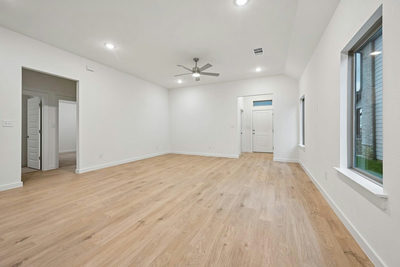 200 Melrose St — photo 5